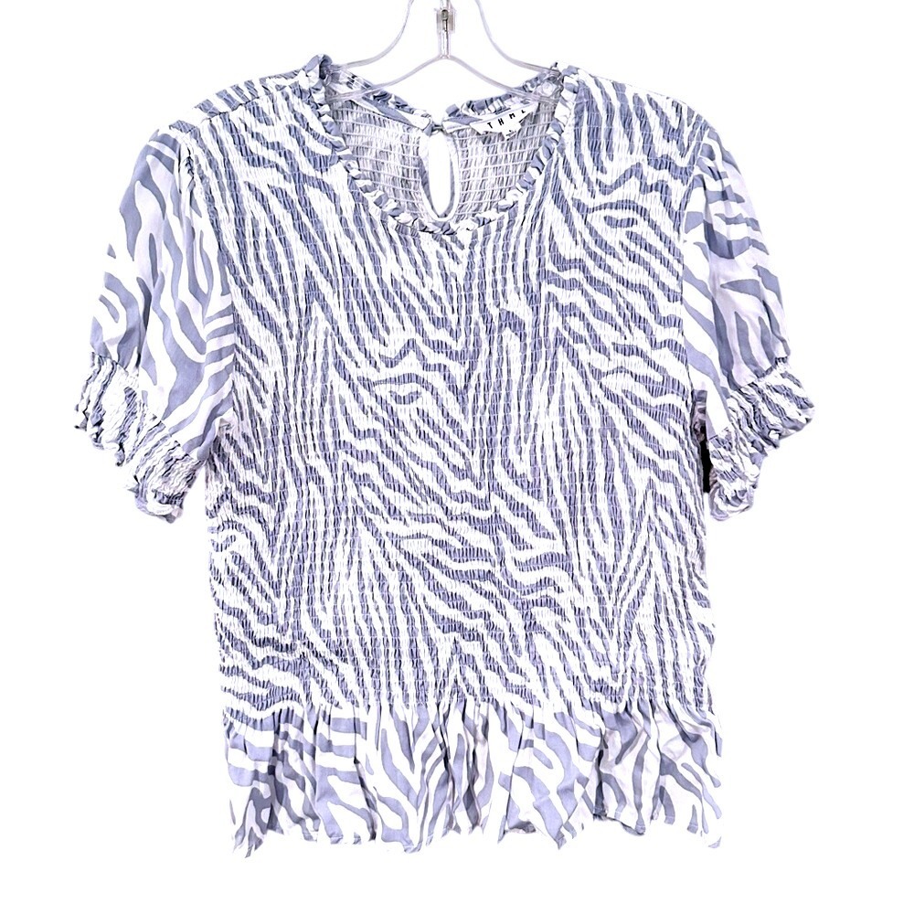THML Smocked Ruffle Animal‎ Print Blouse Women's Light Blue White Cotton Stretch